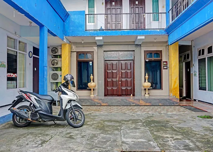 OYO Life 1711 Serayu Sumbersari Residence Malang